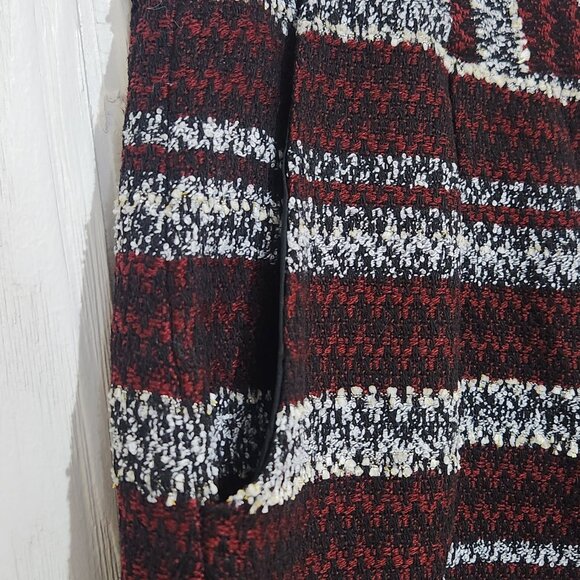 BCBGeneration Women's Size 4 Maroon Striped Jacquard Tweed High Rise Zip Shorts - Picture 3 of 10